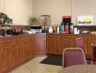 Days Inn By Wyndham Fort Lauderdale Airport Cruise Port 