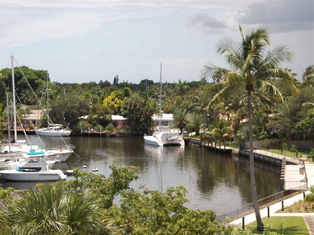 Days By Wyndham Airport Cruise Port Fort Lauderdale